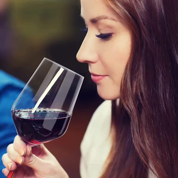 450_ML_Crystal_Black_&_Red_Handle_Wine_Glass_Red_or_White_Cut_Wine,_Transparent_Champagne_Flute_Wine_Glass_-__Pack_of_(6)