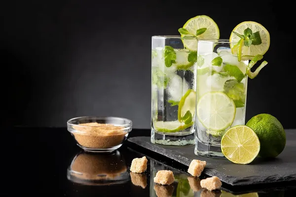 Premium_Water_and_Juice_Glasses_and_Jug_Set_Combo_[6_Piece_Glass_300ML_&_1_Piece_Jug_1_Liter]_Transparent_Pitcher_Set_for_Dining_Table,_Home_&_Restaurant,Party_(MTS_-_16)