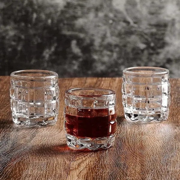 Premium_Shot_Glass_Set_of_6-80_ML_Transparent_Heavy_Base_Shot_Glasses_Set_for_Party_Bar,_Vodka_&_Tequila,_Liqueur,_Spirits,Whiskey_and_Wine_Testing