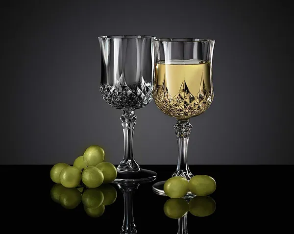 Crystal_Wine_Glasses_230ml,_Set_of_6_Long_Wine,_Burgundy_Clear_Glasses_with_Stem_for_Wedding_Anniversary,_Birthday,_Gift