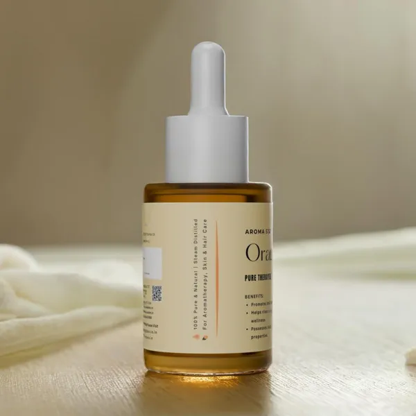 Orange_Essential_Oil_Mood_Uplifting__And_Skin_Brightening_For__Unisex