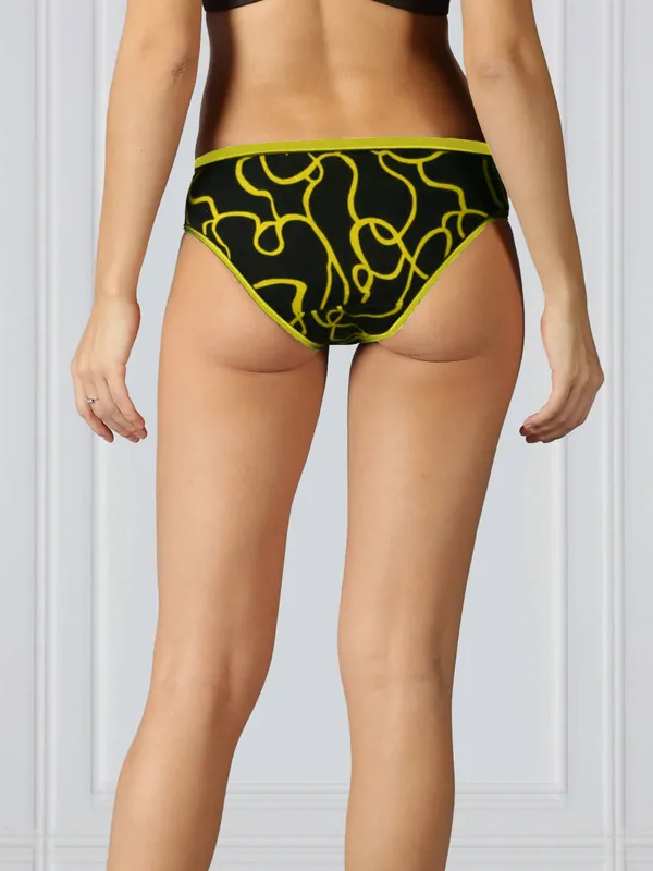 Pack_of_2_Blue_&_Yellow_100%_Cotton_Snake_Print_Panty