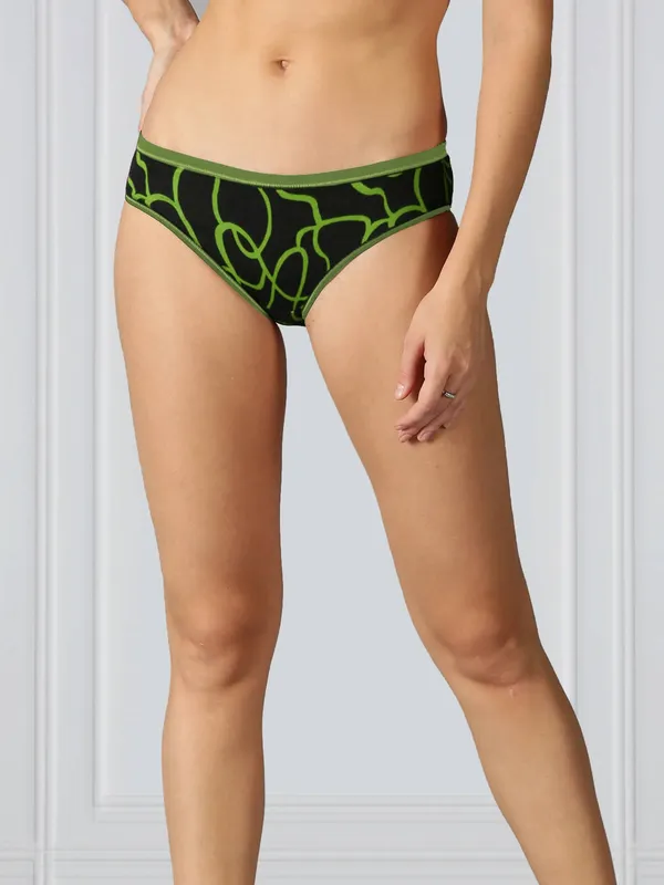 Pack_of_2_Yellow_&_Green_100%_Cotton_Snake_Print_Panty
