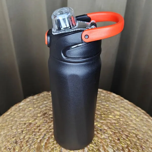 Black_Stainless_Steel_Bottle_with_Spout_Lid_&_Leakproof_-_700_ML