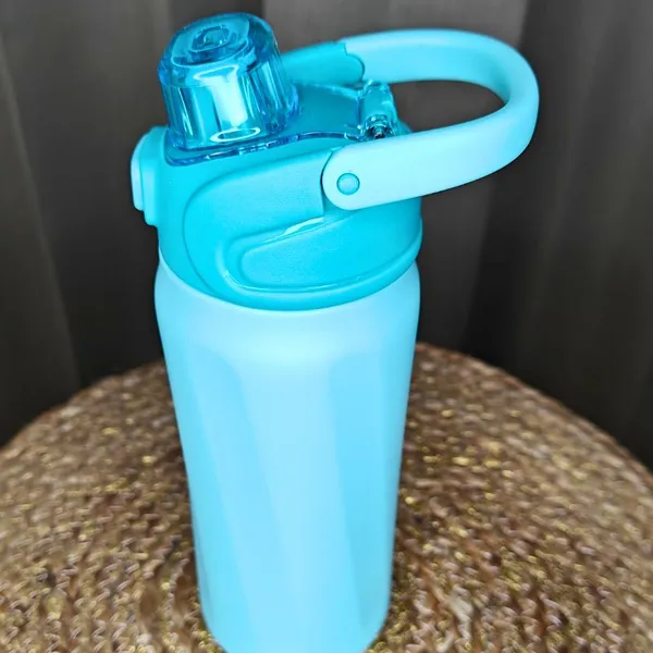 Blue_Stainless_Steel_Bottle_with_Spout_Lid_&_Leakproof_-_700_ML