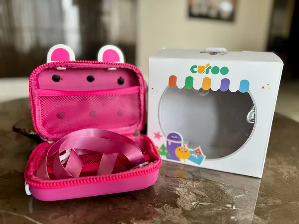 Red_Stylish_Cool_Eva_Shape_Cute_Mini_Coin_Purse_Sling_Bags_For_Girl_and_Kids
