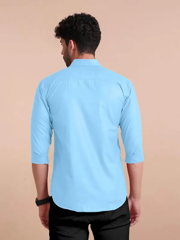 Rebelify_Men's_Cotton_Blend_Shirt_with_Pockets_Full_Sleeves_Collared_Neck_Solid_Pattern_Botton_Down_Closure_Relaxed_Fit_and_Standard_Length_Sky_Blue