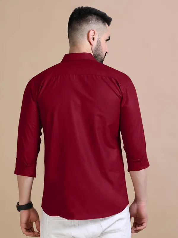 Rebelify_Men's_Cotton_Blend_Shirt_with_Pockets_Full_Sleeves_Collared_Neck_Solid_Pattern_Botton_Down_Closure_Relaxed_Fit_and_Standard_Length_Maroon