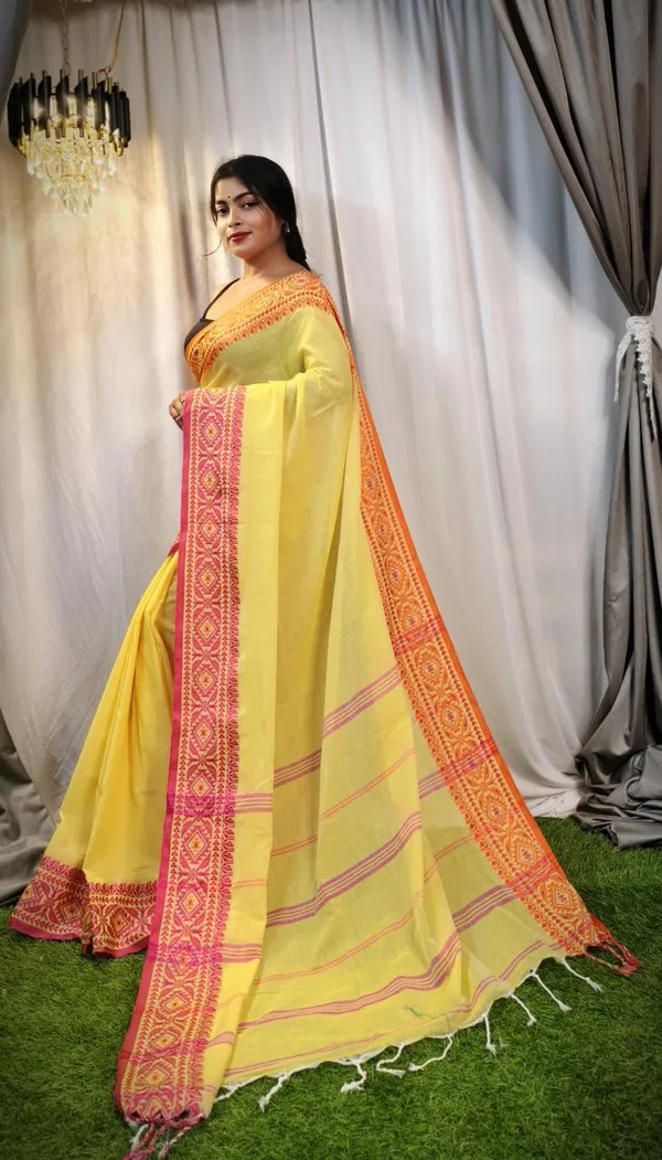 Yellow_Handwoven_Bengal_Cotton_Saree_For_Women_|_Premium_Quality_Lightweight_Sarees_For_All_Ocassion