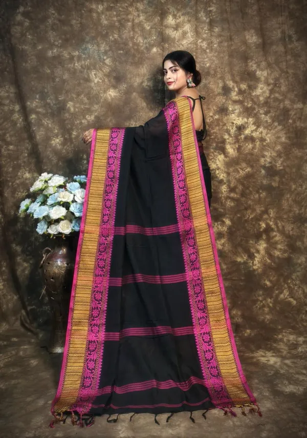 Black_Handwoven_Bengal_Cotton_Saree_For_Women_|_Premium_Quality_Lightweight_Sarees_For_All_Ocassion