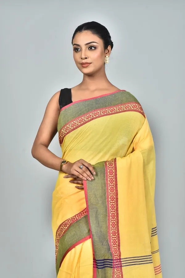 Yellow_Handwoven_Bengal_Cotton_Saree_For_Women_|_Premium_Quality_Lightweight_Sarees_For_All_Ocassion