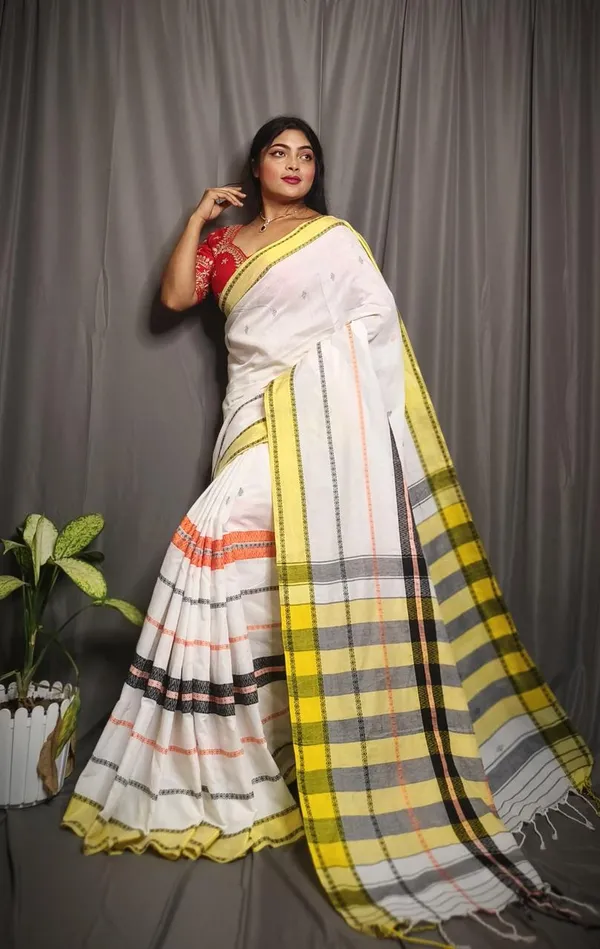 White_Handwoven_Bengal_Cotton_Saree_For_Women_|_Premium_Quality_Lightweight_Sarees_For_All_Ocassion