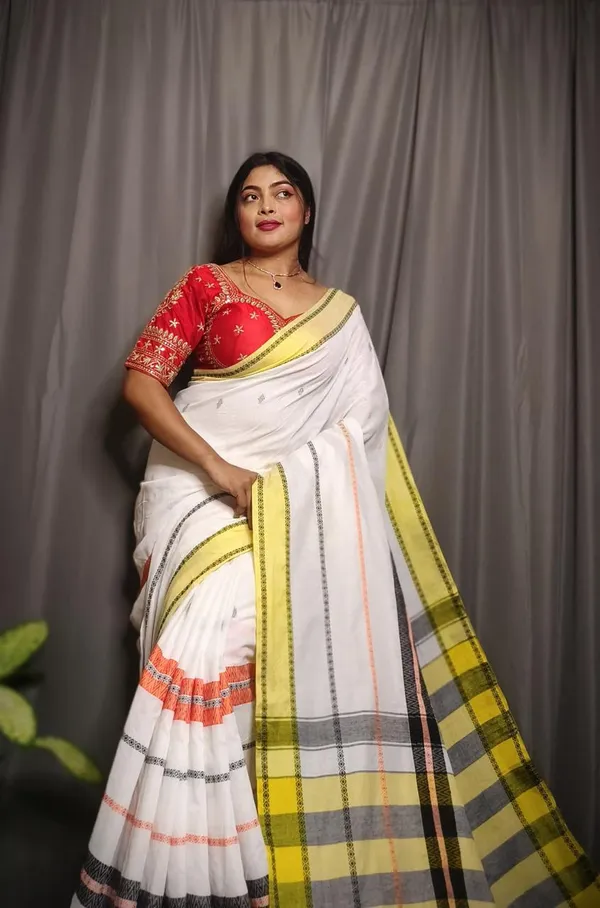 White_Handwoven_Bengal_Cotton_Saree_For_Women_|_Premium_Quality_Lightweight_Sarees_For_All_Ocassion