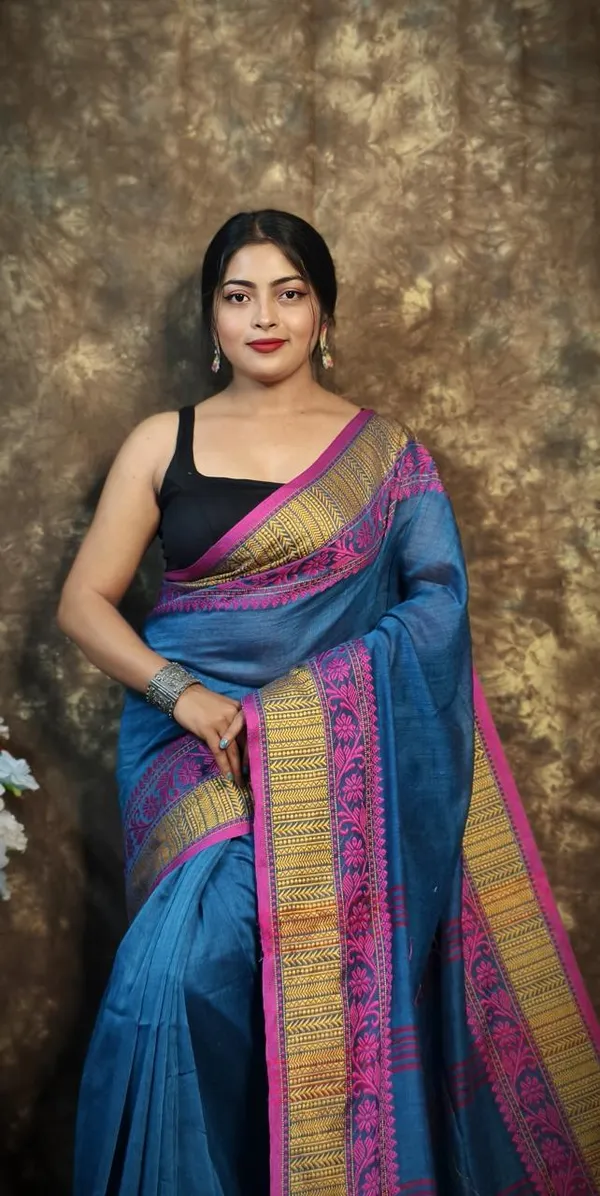 Blue_Handwoven_Bengal_Cotton_Saree_For_Women_|_Premium_Quality_Lightweight_Sarees_For_All_Ocassion