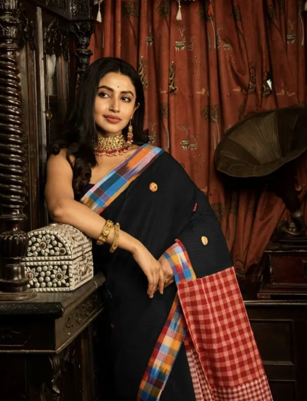 Black_Pure_Cotton_Gamcha_Design_Saree_For_Women_|_Premium_Quality_Lightweight_Sarees_For_All_Ocassion