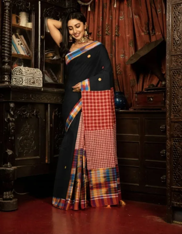 Black_Pure_Cotton_Gamcha_Design_Saree_For_Women_|_Premium_Quality_Lightweight_Sarees_For_All_Ocassion