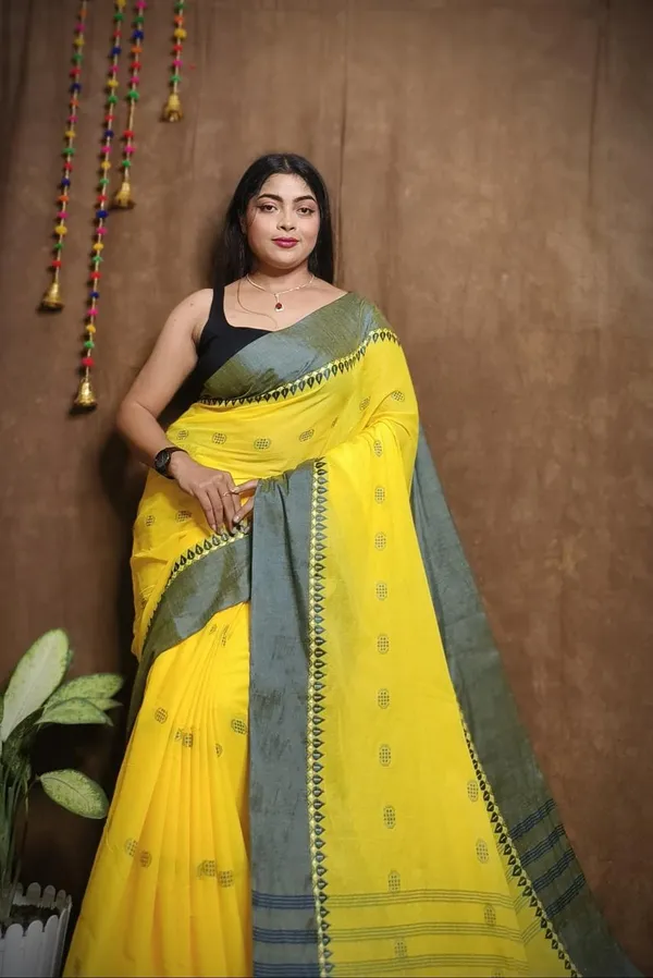 Yellow_Handwoven_Bengal_Cotton_Saree_For_Women_|_Premium_Quality_Lightweight_Sarees_For_All_Ocassion