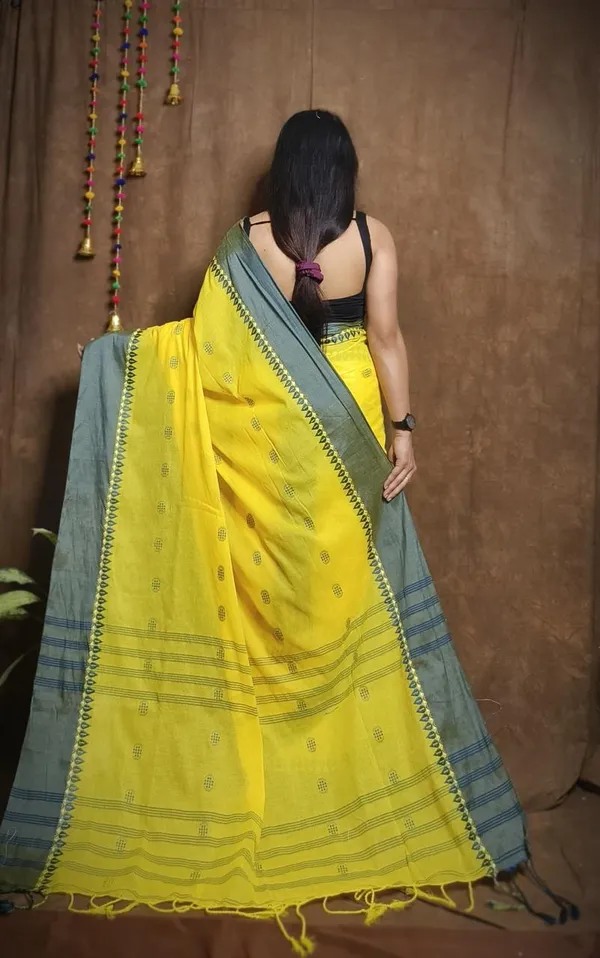 Yellow_Handwoven_Bengal_Cotton_Saree_For_Women_|_Premium_Quality_Lightweight_Sarees_For_All_Ocassion