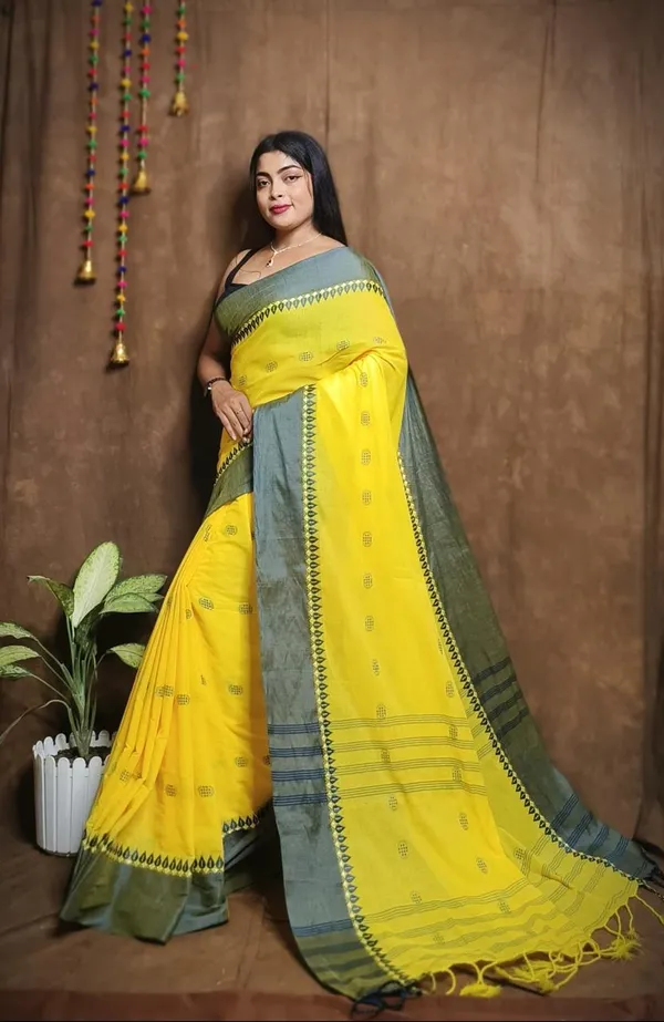 Yellow_Handwoven_Bengal_Cotton_Saree_For_Women_|_Premium_Quality_Lightweight_Sarees_For_All_Ocassion
