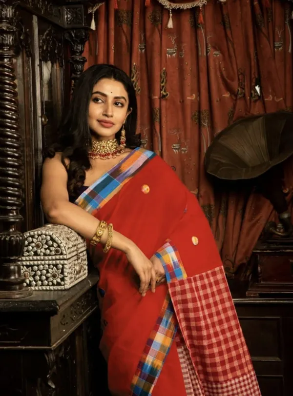 Red_Pure_Cotton_Gamcha_Design_Saree_For_Women_|_Premium_Quality_Lightweight_Sarees_For_All_Ocassion