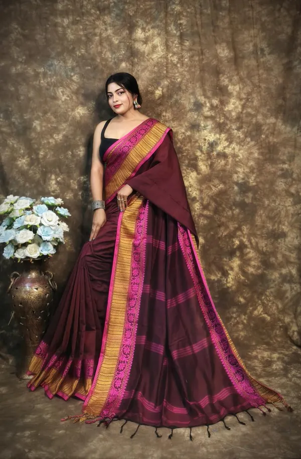Maroon_Handwoven_Bengal_Cotton_Saree_For_Women_|_Premium_Quality_Lightweight_Sarees_For_All_Ocassion