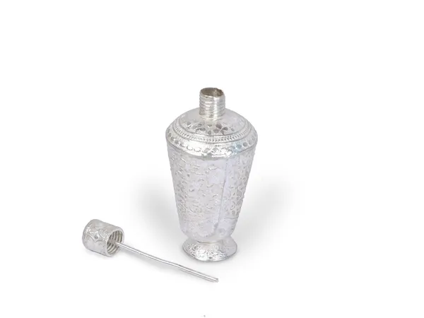 Silver_Plated_Metal_Premium_&_Elegant_Stick_Sindoor_Dibbi_For_Women_(45_Gms)