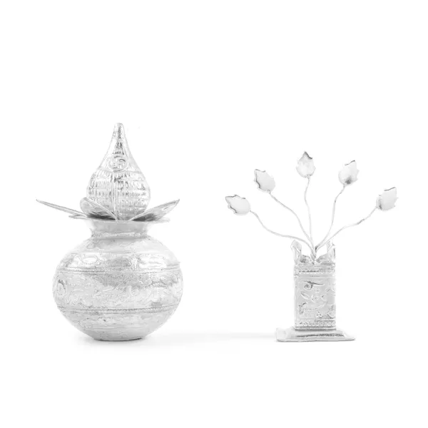 Silver_Plated_Mangal_Kalash_Nariyal_&_Tulsi_Plain