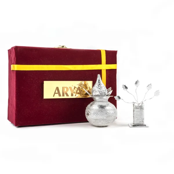 Silver_Plated_Mangal_Kalash_Nariyal_&_Tulsi_Plain