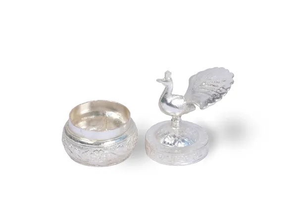Silver_Plated_Metal_Premium_&_Elegant_Peacock_Sindoor_Dibbi_For_Women_(45_Gms)