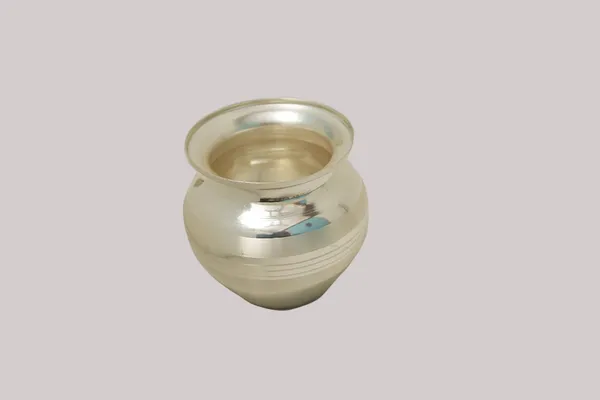 Silver_Plated_Metal_Premium_&_Elegant_Kalash_For_Adults_(_250_Ml)