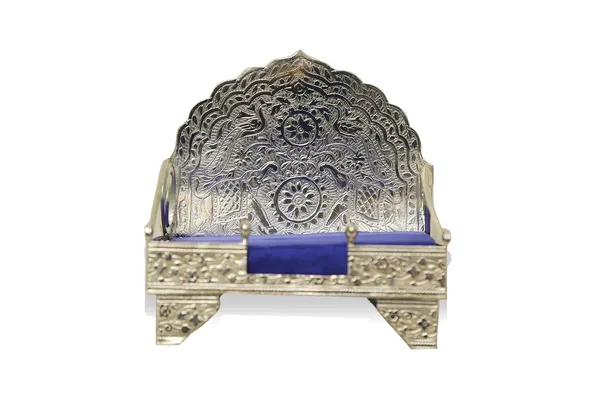 Silver_Plated_Metal_Premium_&_Elegant_Singhasan_For_God_Idols_For_Adults_(3.5_In)