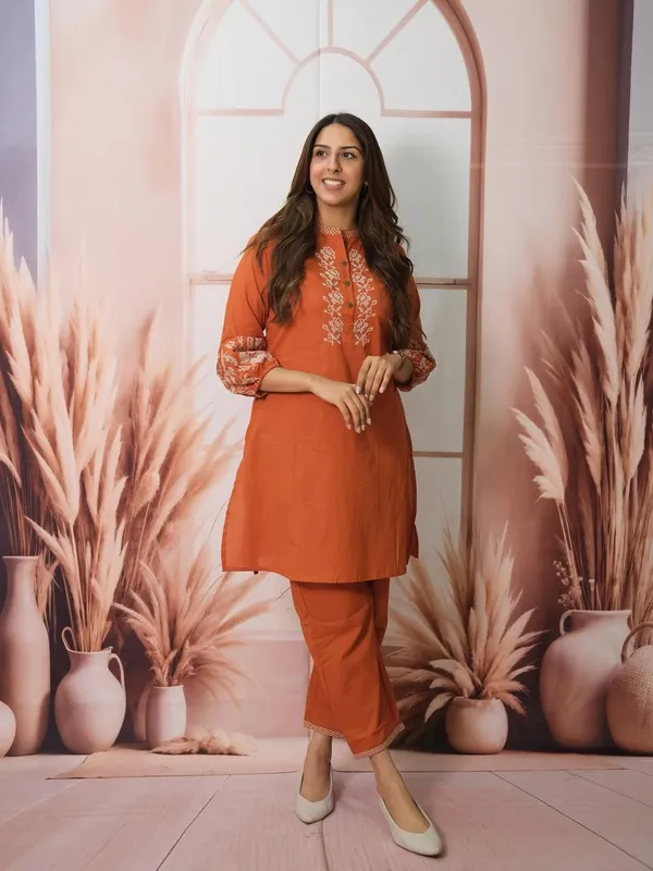 Cotton_Cort_set_embroidery_work_jony
