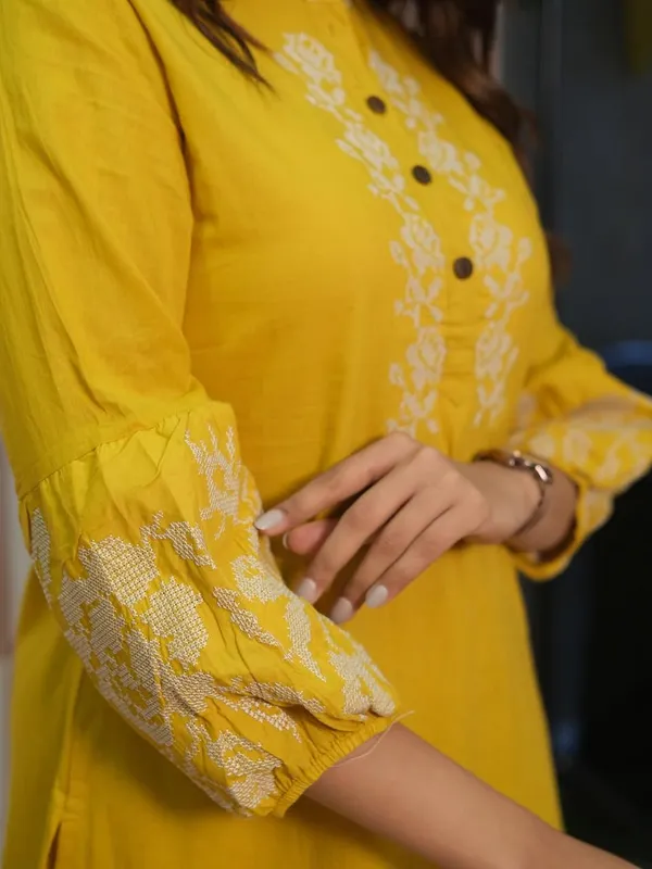 Cotton_co-ord_set_embroidery_work_jony