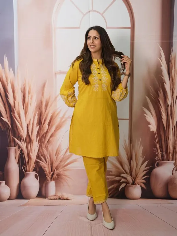 Cotton_co-ord_set_embroidery_work_jony