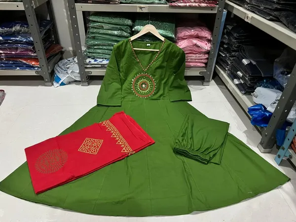 Cotton_kurti_set_Geena_v_neck_ponam
