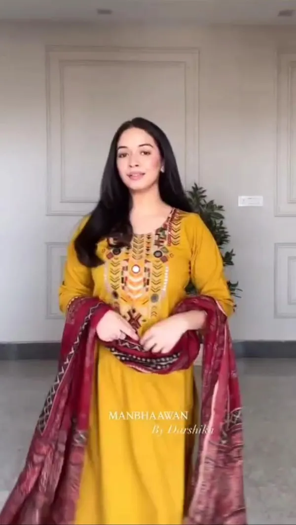 Handloom_embroidery_work