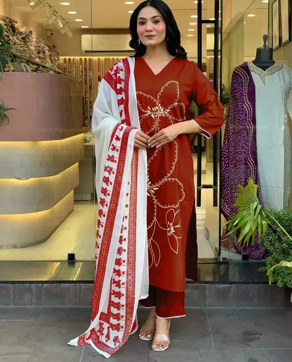 Kurta_with_pant_and_dupatta_embroidery