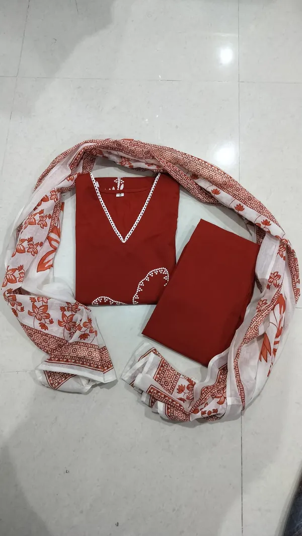 Kurta_with_pant_and_dupatta_embroidery