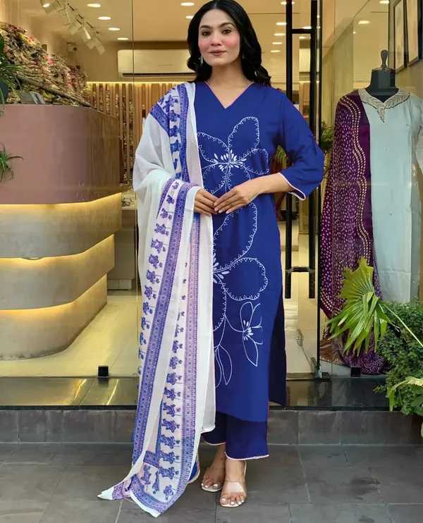 Kurti_with_pant_and_dupatta