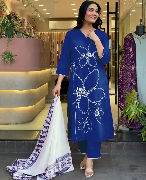 Kurti_with_pant_and_dupatta
