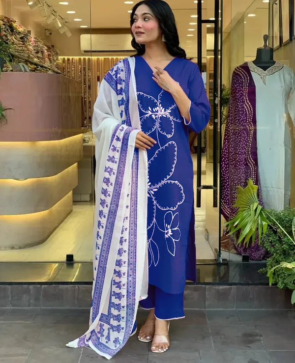 Kurti_with_pant_and_dupatta