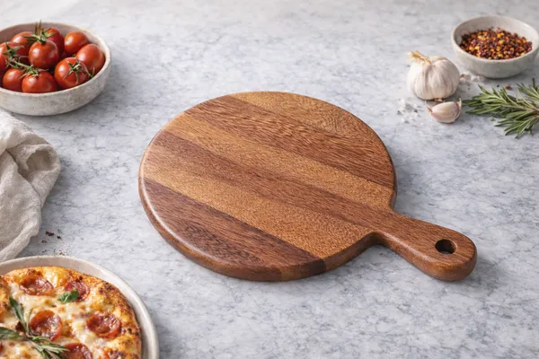 Wooden_Non_Slip_Pizza_Plater_Teak_Wood