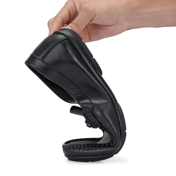 Black_Genuine_Leather_Flexible_Loafers_For_men