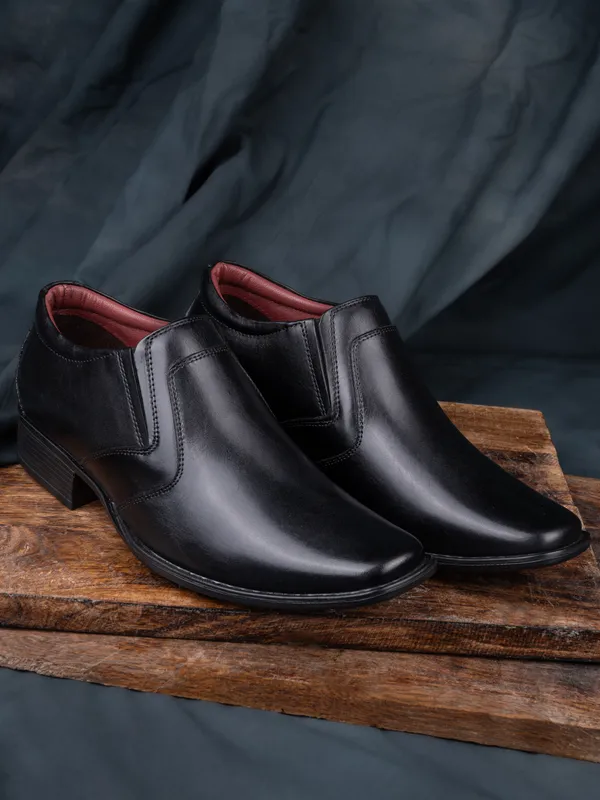 Vorth_Premium_Full_Grain_Leather_Black_Slip_on_Shoes_for_Men_with_High_Heels_for_12_Hour_Wearing_Comfort_|_Vorth_44711-Z_Black