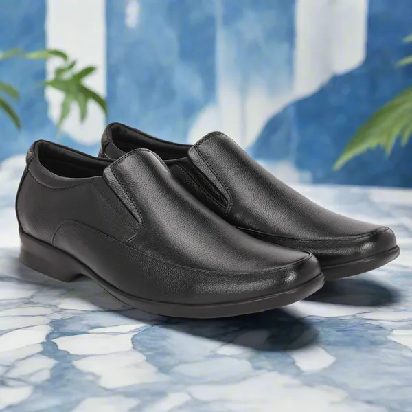 Black_Comfortable_Genuine_Leather_Slip_on_Shoes_for_Men