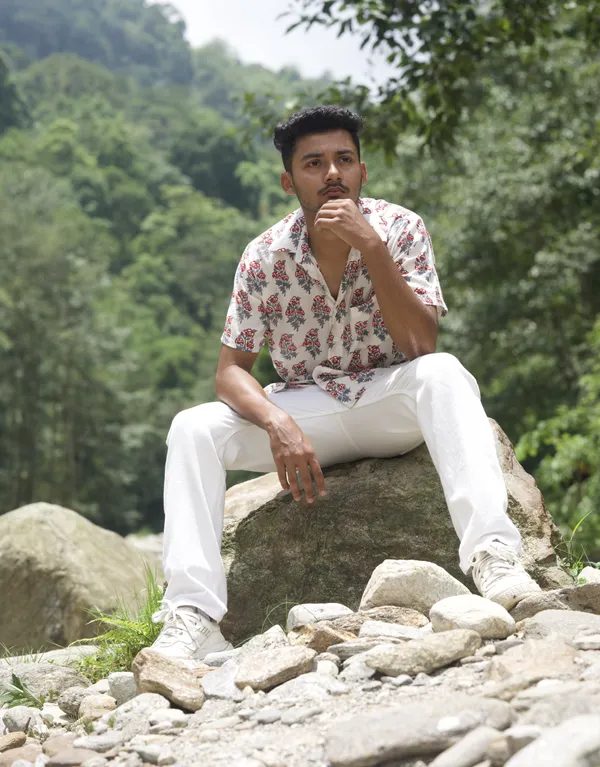 Sawai_Buta_Men_Shirt