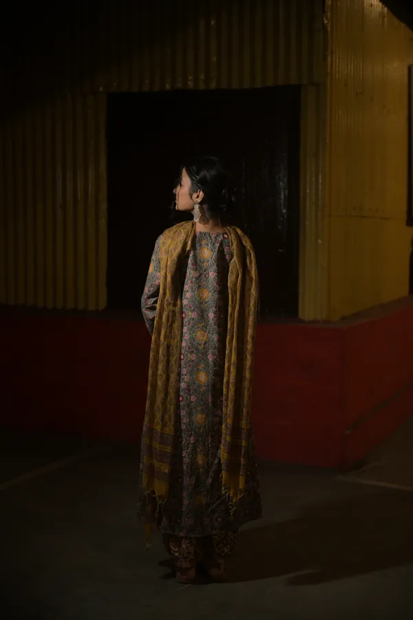 Shreedha_Dyed_Base_Cotton_Suit_Set