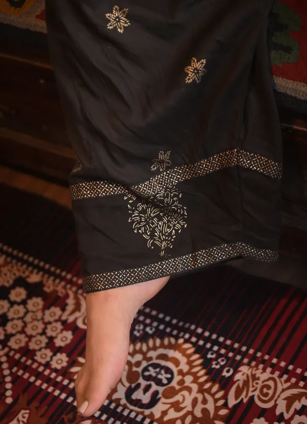 Narayani_Farsi_Cotton_Set_-_Black_Beauty