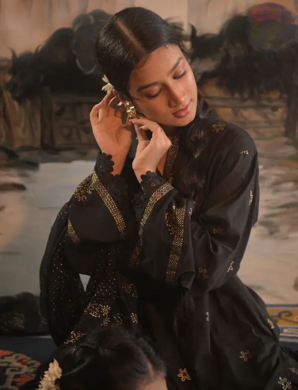 Narayani_Farsi_Cotton_Set_-_Black_Beauty