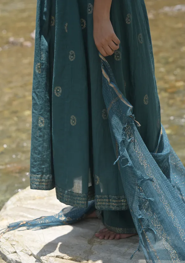Iris/Soil_Rogan_Print_Suit_Set